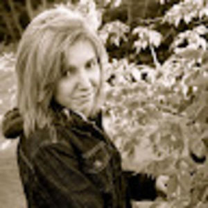 Meet your Posher, Adrianna